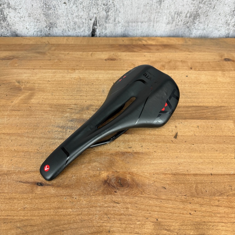 Astute Star Titanium Rails 138mm 7x7mm Titanium Round Rails Saddle 180g
