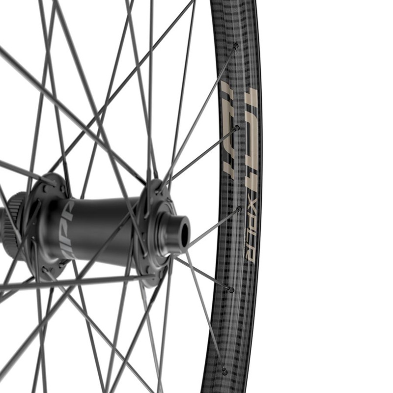 Zipp 101 XPLR Wheel Front 700C / 622 Holes: 28 12mm TA 100mm Disc Center Lock Kwiqsand Graphic