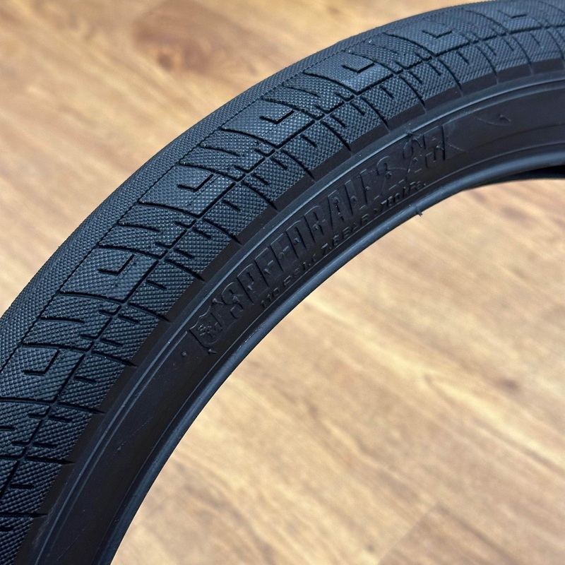 S&M Bikes 20″ Speedball Tyre Black