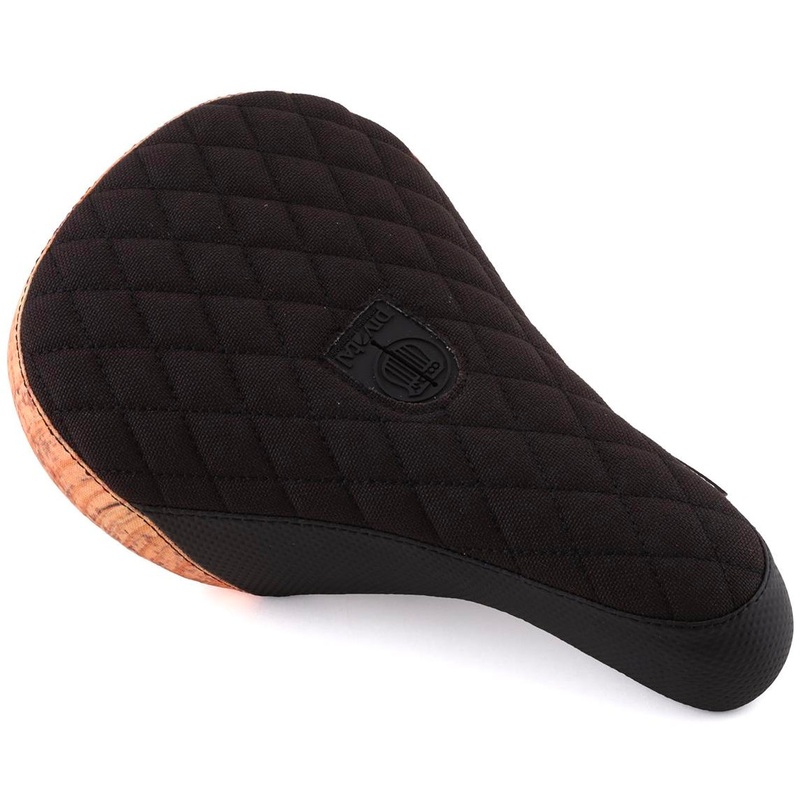 Colony Wallwork Pivotal Seat